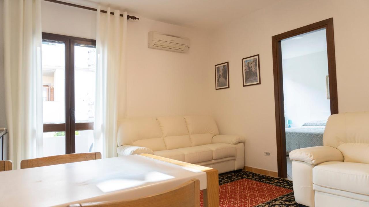 أولبيا Sa Domu Downtown - Pms Casevacanze المظهر الخارجي الصورة